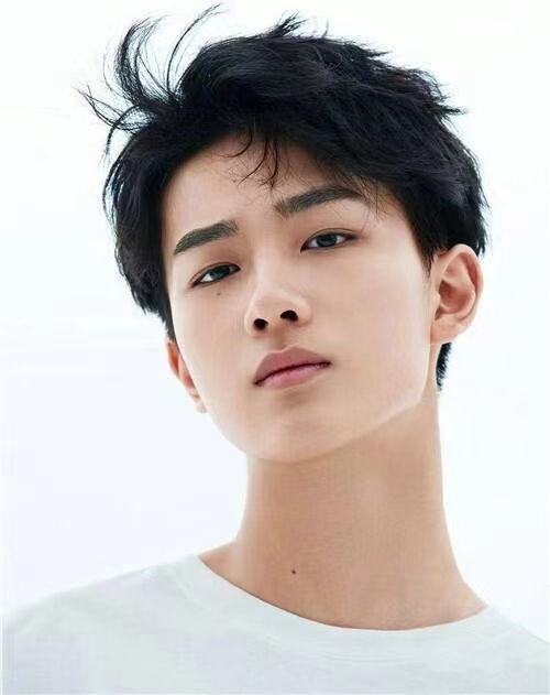 娱乐吃瓜李宏毅视频