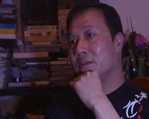 四哥背景,从底层奋斗到商业巅峰的逆袭之路